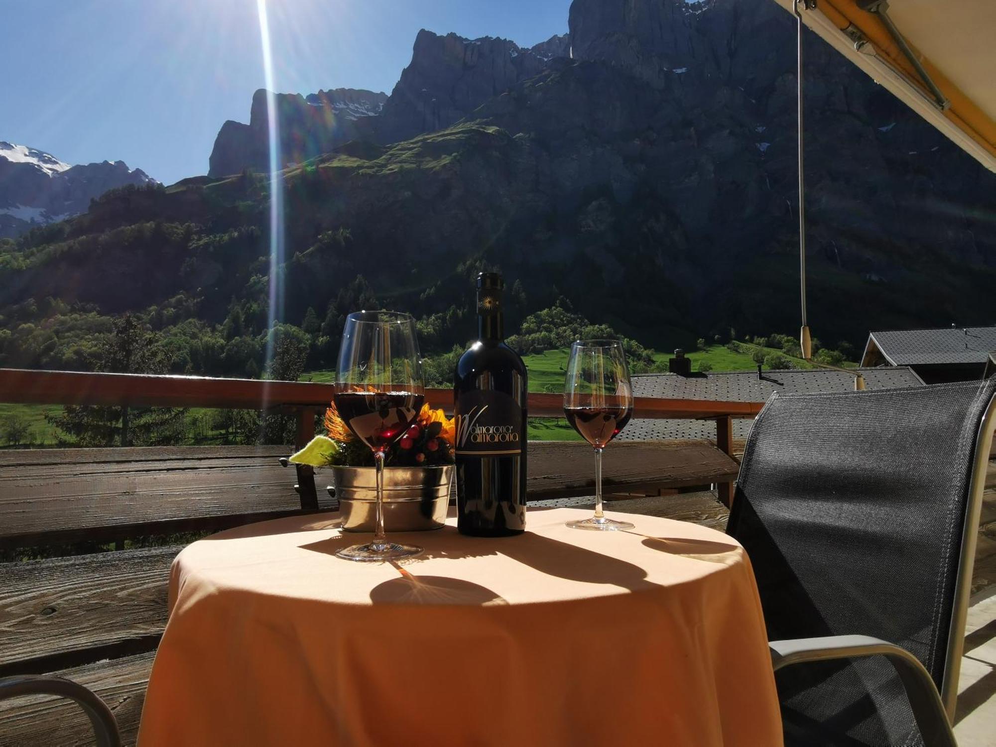 Hotel Walliserhof-Leukerbad-Therme 외부 사진
